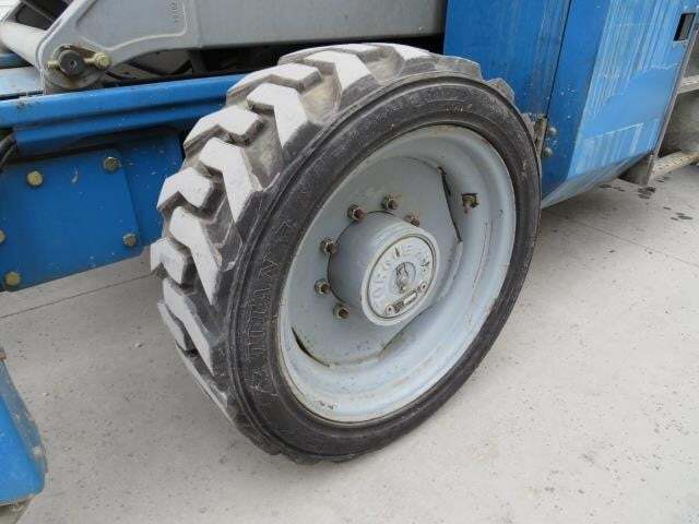 2013 Genie GS-4390 RT-11