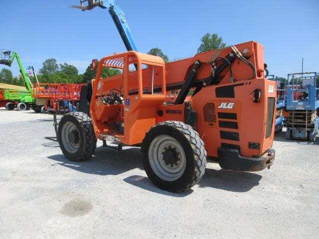 2016 SkyTrak 6042 Picture 4 2016 SkyTrak 6042-4