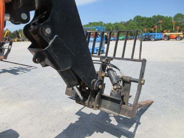 2016 SkyTrak 6042 Picture 6 2016 SkyTrak 6042-6