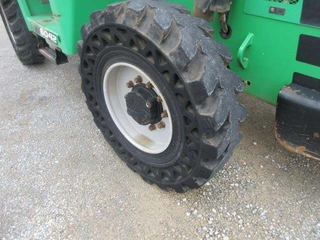 2016 SkyTrak 6042 Picture 9 2016 SkyTrak 6042-9