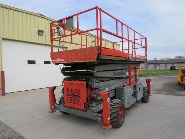2013 Skyjack SJ9250 RT Picture 8 2013 Skyjack SJ9250 RT-8