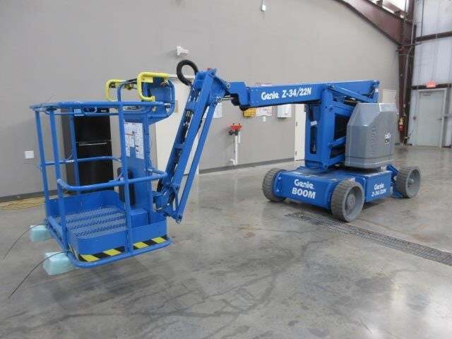 2025 Genie Z-34/22 N-2