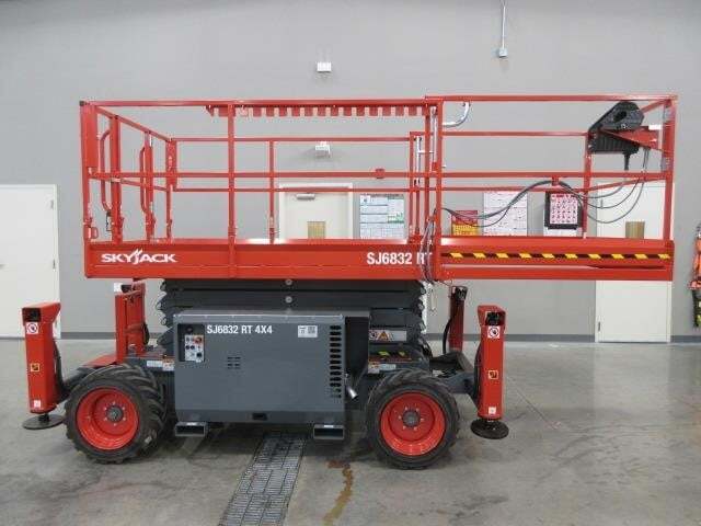 2025 Skyjack SJ-6832RT-15