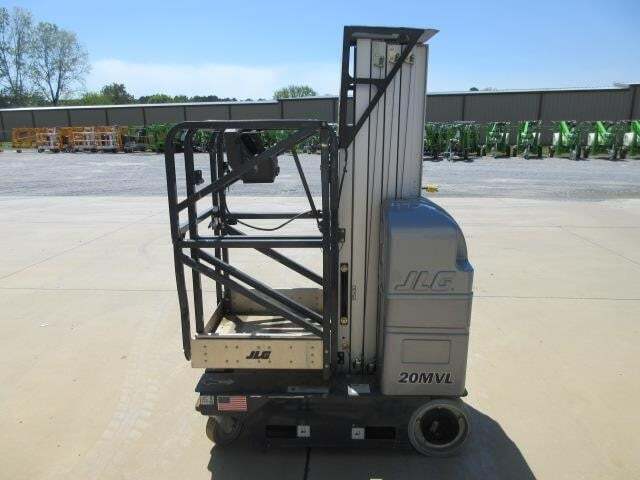 2019 JLG 20MVL-4