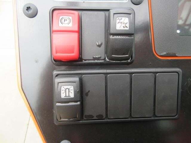 2025 SkyTrak 6034-30