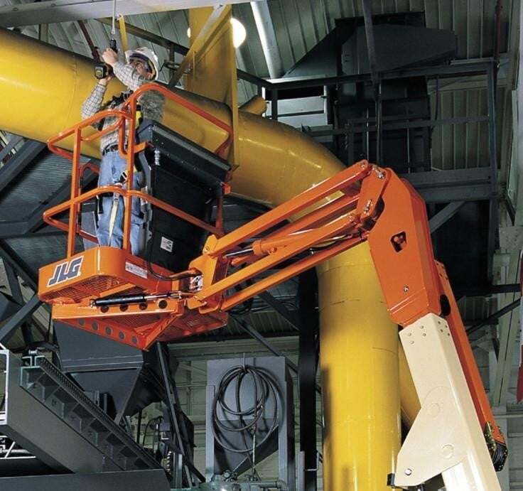 2025 JLG E300AJP-4
