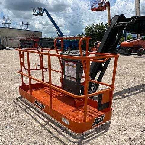 2017 JLG 860SJ-13