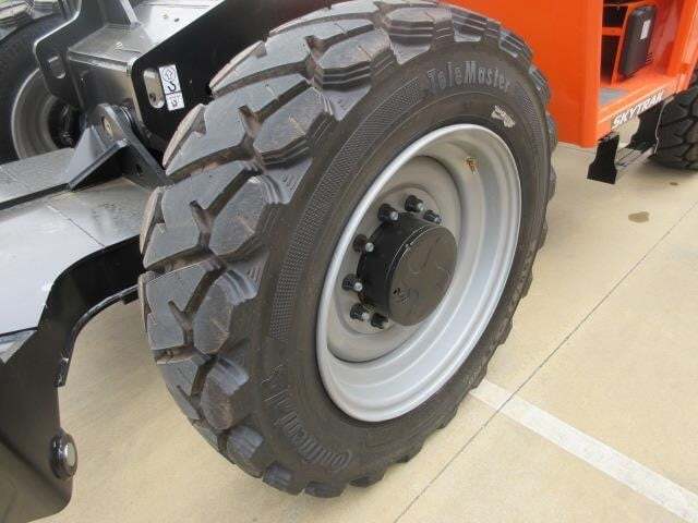 2025 SkyTrak 10054-13