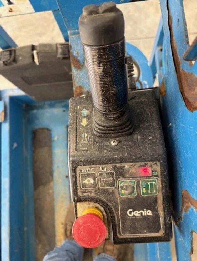 2017 Genie GS-1930 Picture 8 2017 Genie GS-1930-8