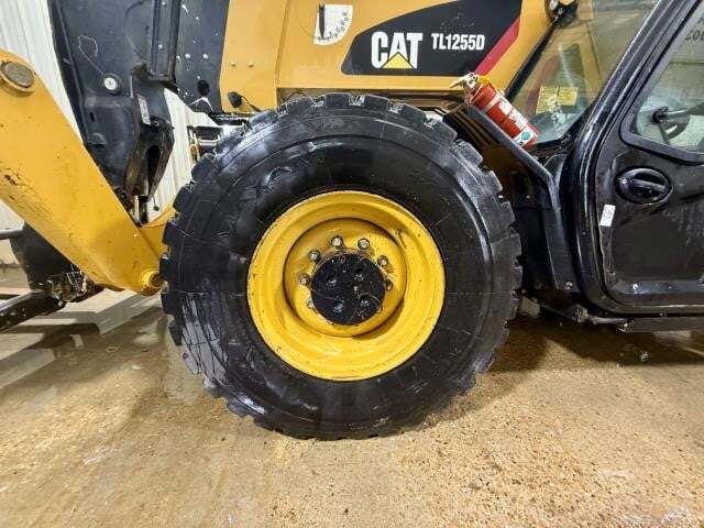 2019 CAT TL1255D-4