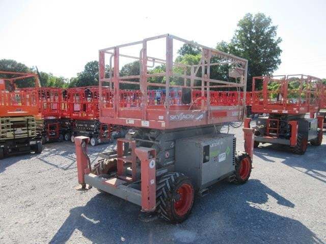 2018 Skyjack SJ-6826RT Picture 3 2018 Skyjack SJ-6826RT-3