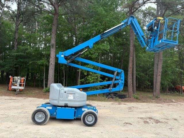 2017 Genie Z-45/25J DC-9