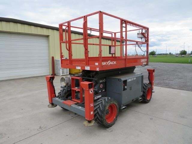 2018 Skyjack SJ-6832RT Picture 4 2018 Skyjack SJ-6832RT-4