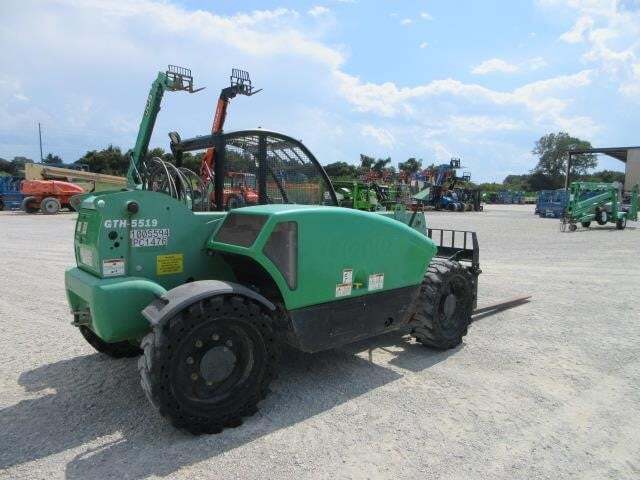 2017 Genie GTH-5519-5