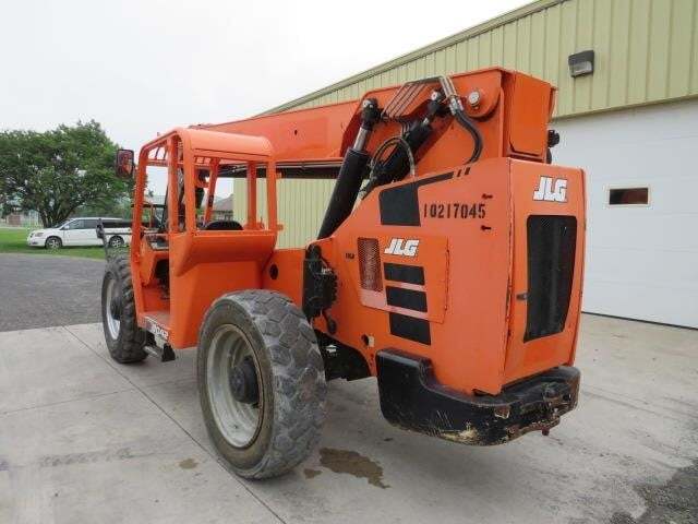 2017 SkyTrak 8042 Picture 2 2017 SkyTrak 8042-2