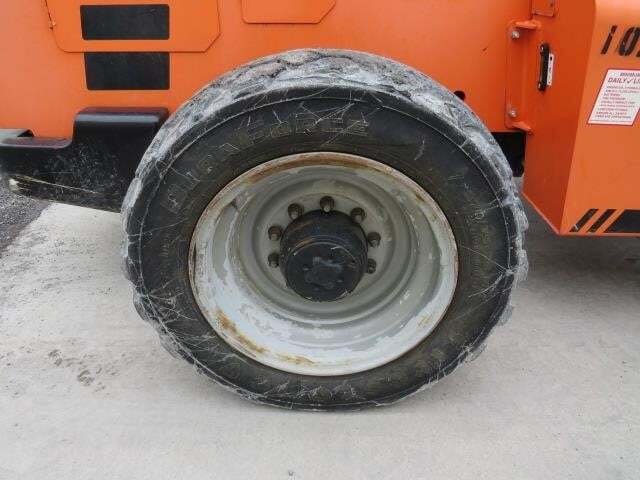 2017 SkyTrak 8042 Picture 12 2017 SkyTrak 8042-12