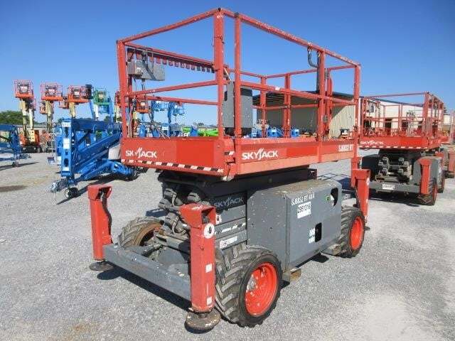 2019 Skyjack SJ-6832RT-1