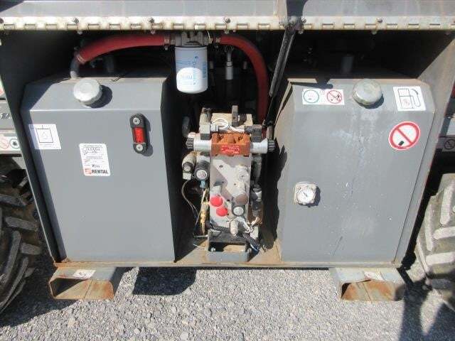 2019 Skyjack SJ-6832RT-11