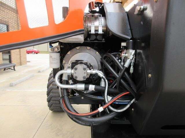 2025 JLG 600AJ-17