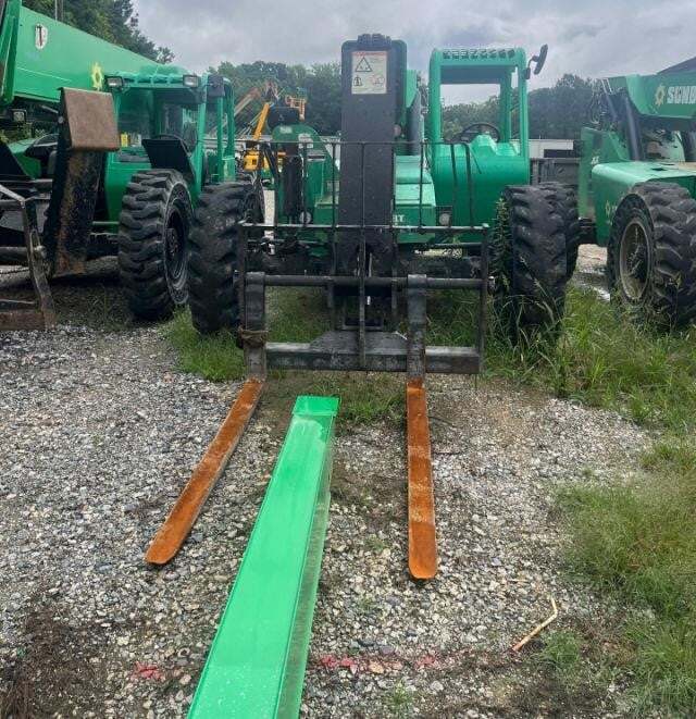 2016 SkyTrak 8042 Picture 2 2016 SkyTrak 8042-2