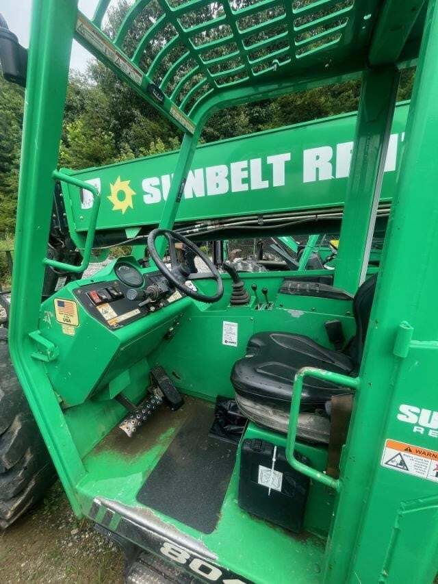 2016 SkyTrak 8042 Picture 7 2016 SkyTrak 8042-7