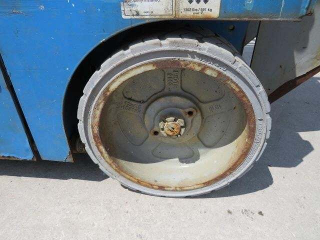 2017 Genie GS-1930 Picture 12 2017 Genie GS-1930-12