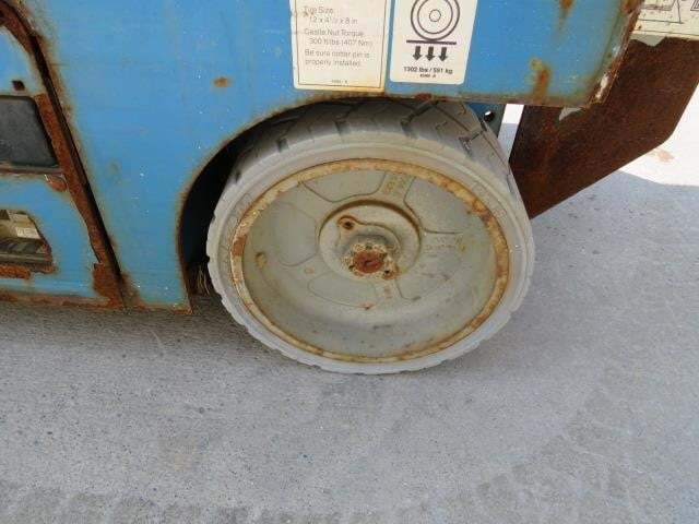 2017 Genie GS-1930 Picture 12 2017 Genie GS-1930-12