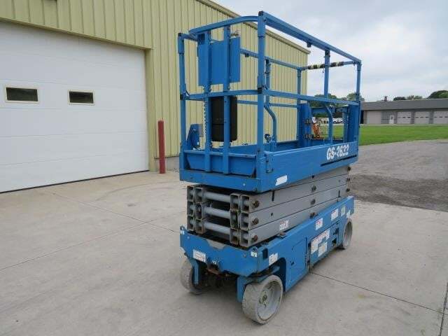 2017 Genie GS-2632-8