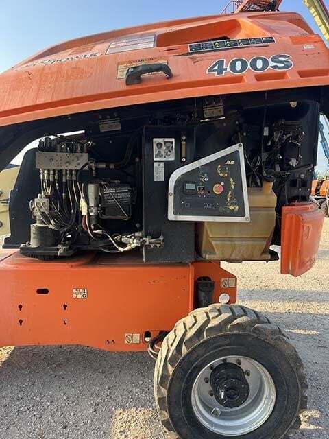 2016 JLG 400S-13