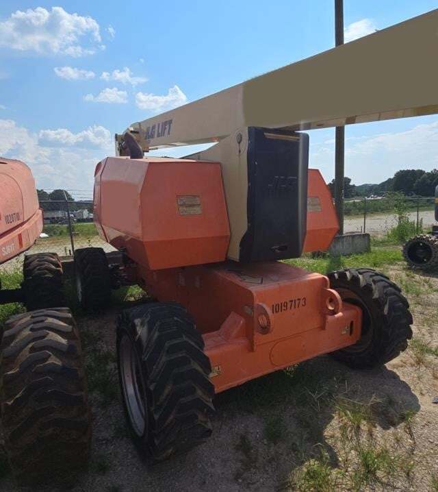 2016 JLG 800AJ-6