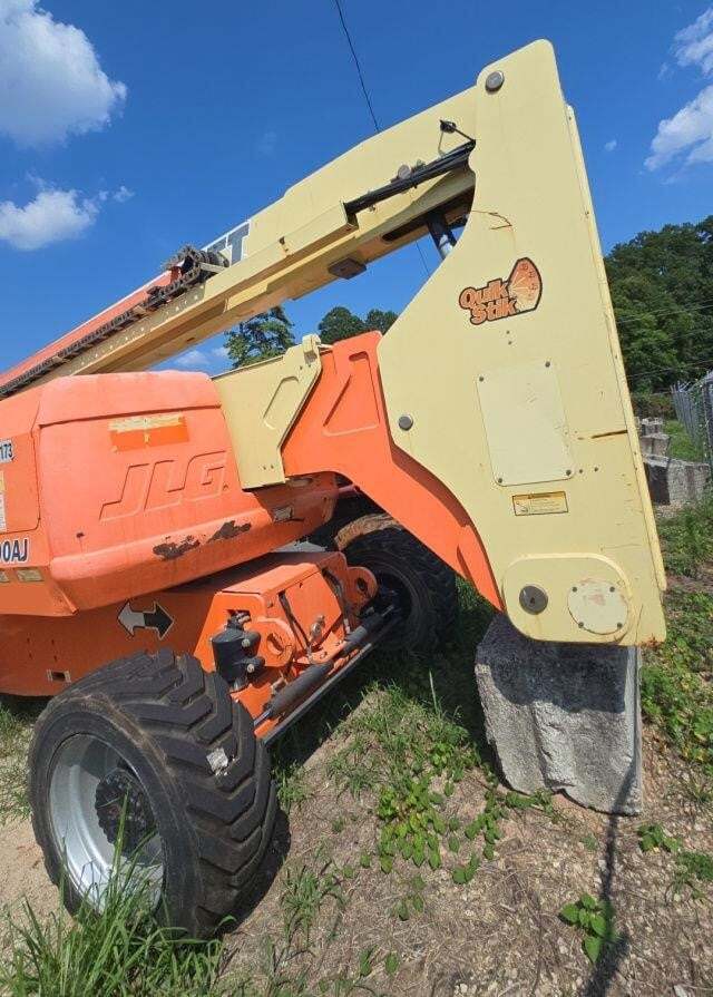 2016 JLG 800AJ-9