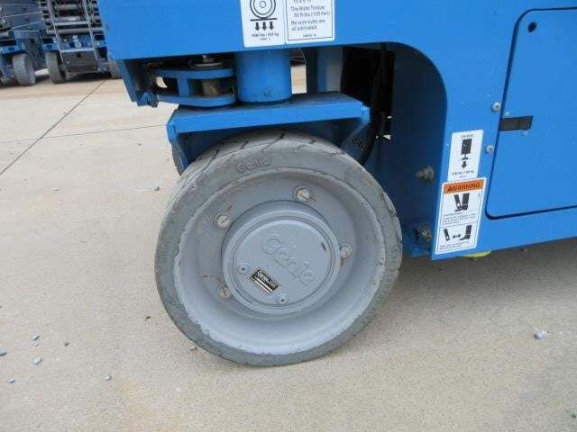 2023 Genie GS-3232-9