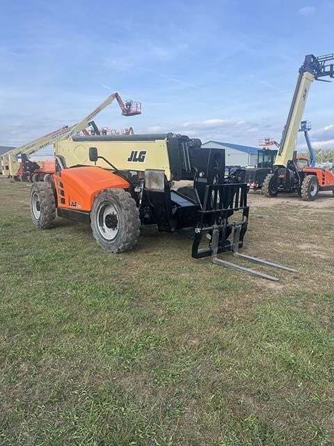 2019 JLG 1055-3
