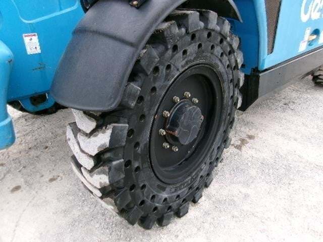 2017 Genie GTH 844-11