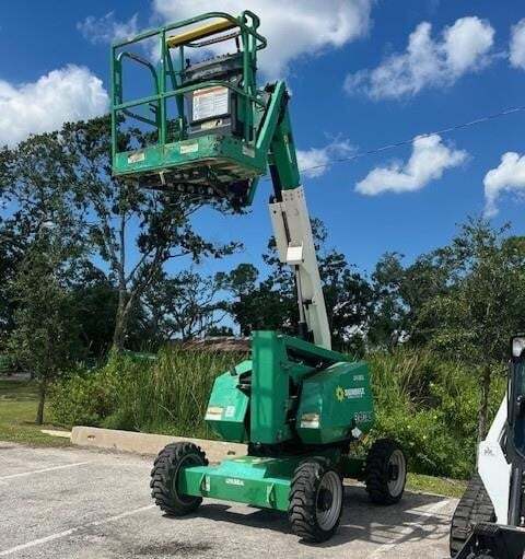 2016 JLG 340AJ-1