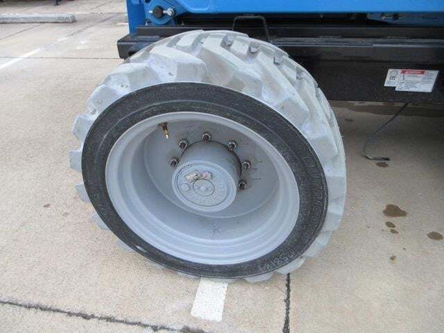 2025 Genie GS-4390 RT-11