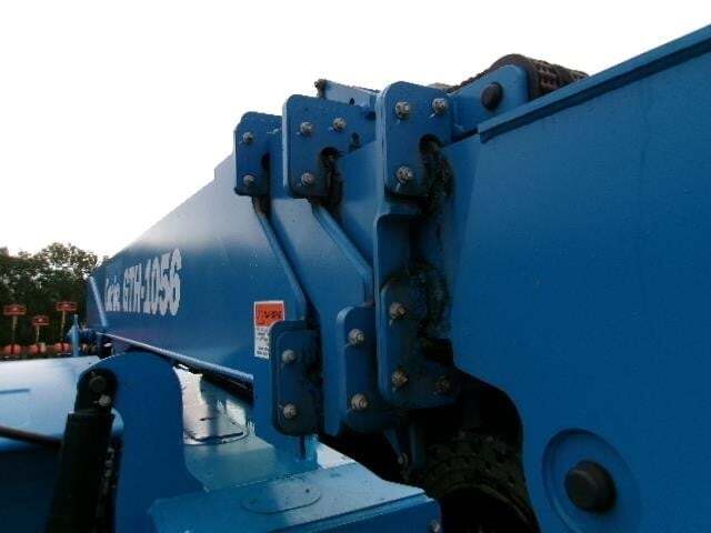 2022 Genie GTH-1056-8