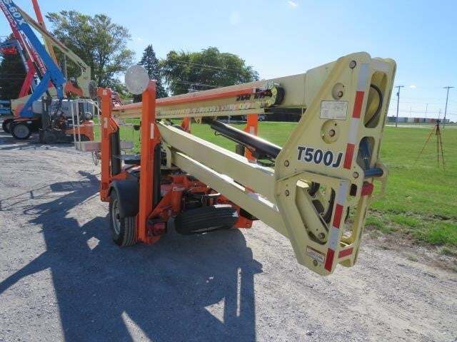 2018 JLG T500J-8