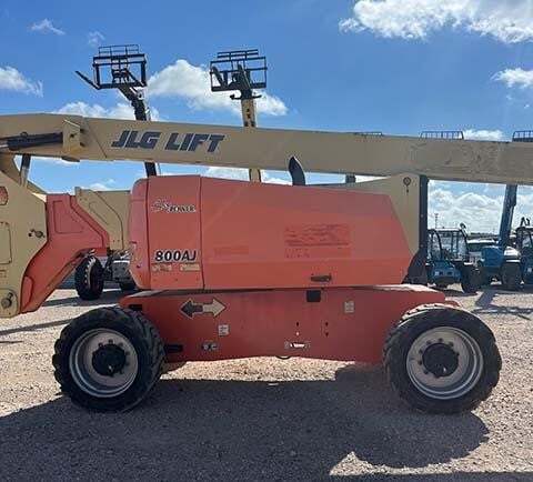 2017 JLG 800AJ-6