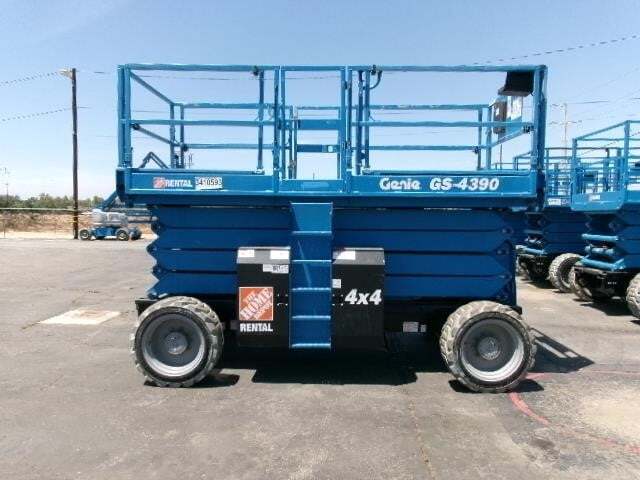 2022 Genie GS-4390 RT Picture 4 2022 Genie GS-4390 RT-4