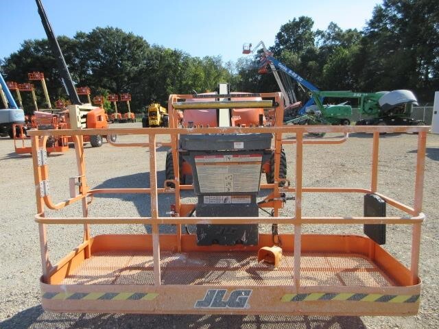 2006 JLG 400S-5
