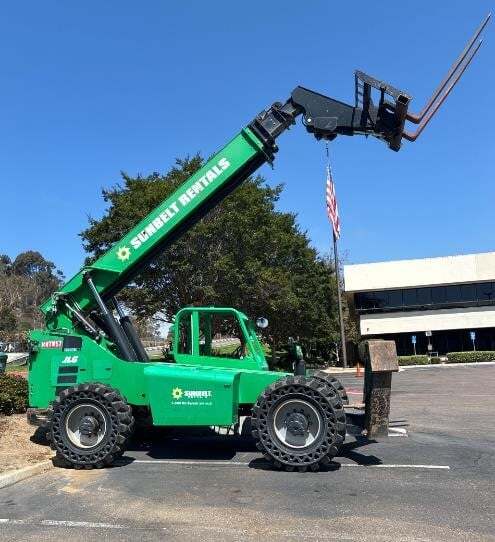 2016 SkyTrak 10054-1