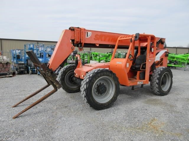 2015 SkyTrak 8042