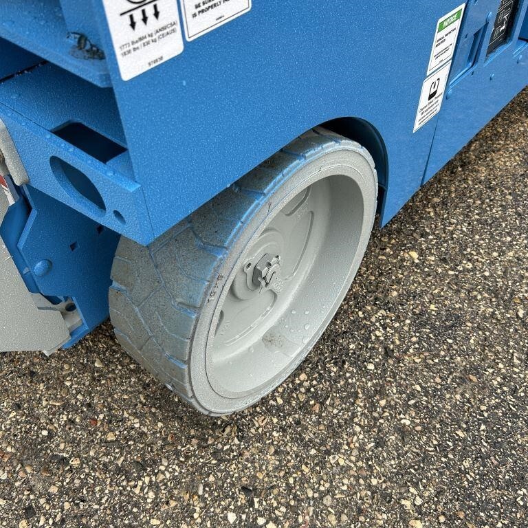 2016 Genie GS-2632-10