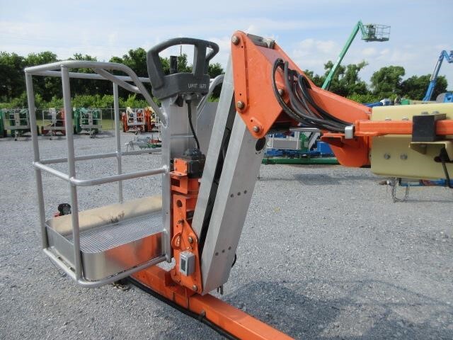 2018 JLG T500J-8