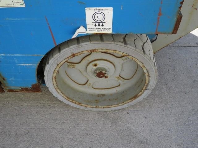 2017 Genie GS-2632-10