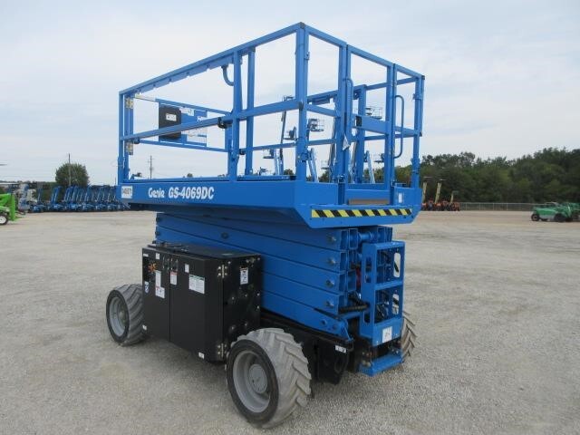2022 Genie GS-4069 DC-4