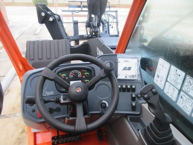 2025 JLG 1255-22