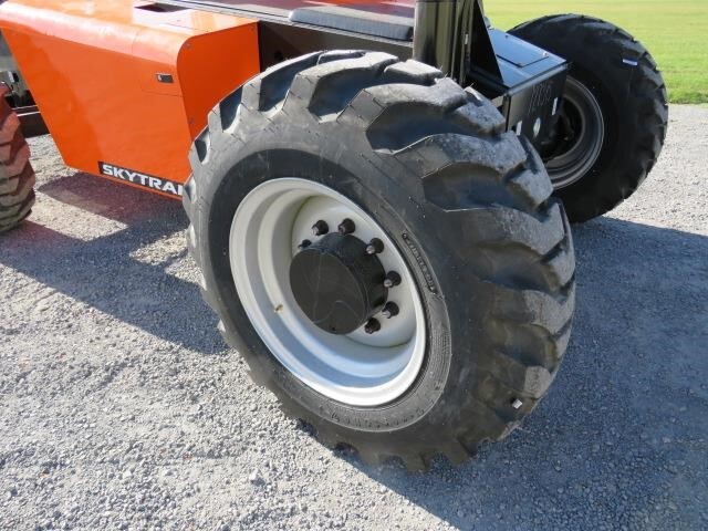 2025 SkyTrak 8042-13
