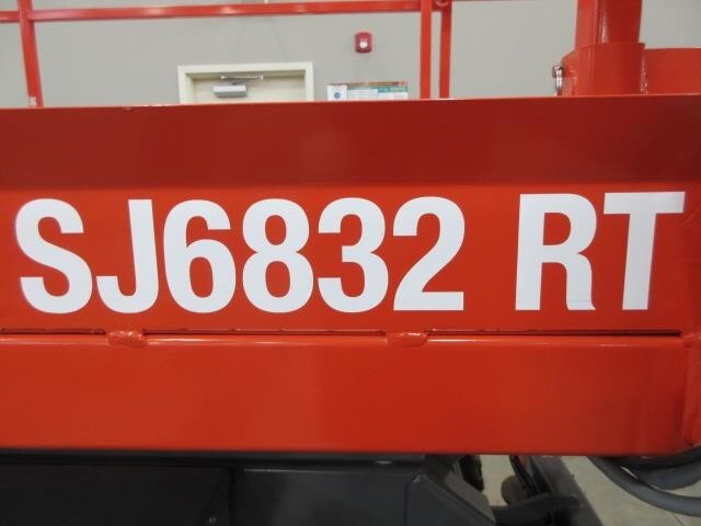 2025 Skyjack SJ-6832RT-28